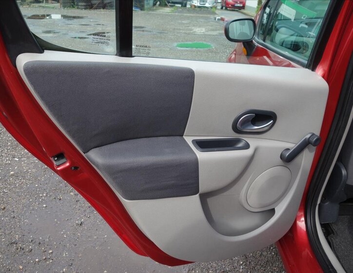 Renault Modus Hatchback 1,5 l 60 kw