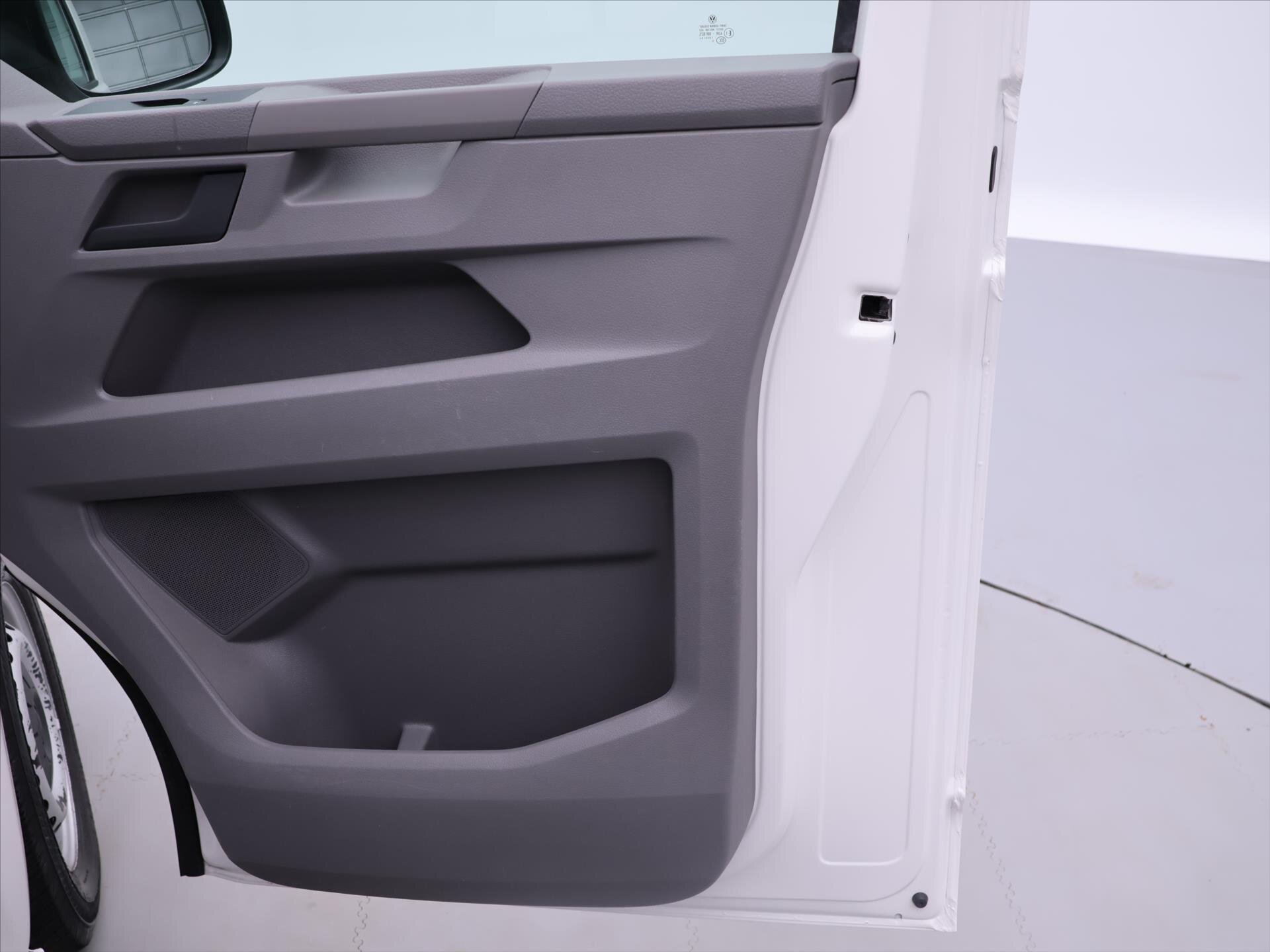 Volkswagen Transporter Skříň 2,0 l 66 kw