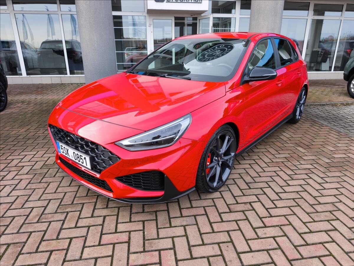 Hyundai i30 Hatchback 2,0 l 206 kw