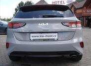 KIA Ceed 8