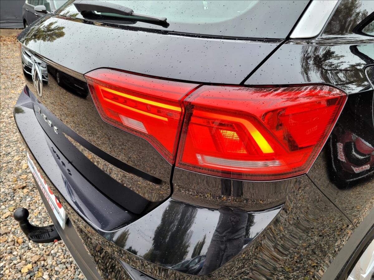 Volkswagen T-Roc SUV / Terénní 999,0 85 kw