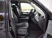 Volkswagen Multivan 19