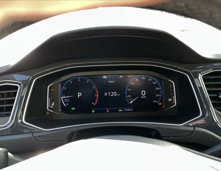 Volkswagen T-Roc SUV / Terénní 1,5 l 110 kw