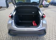 Toyota C-HR SUV / Terénní 1,8 l 72 kw