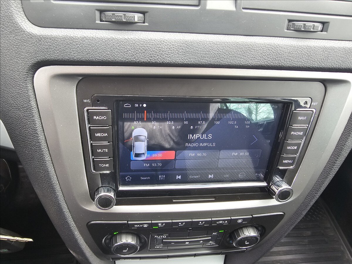 Škoda Octavia Kombi 2,0 l 103 kw