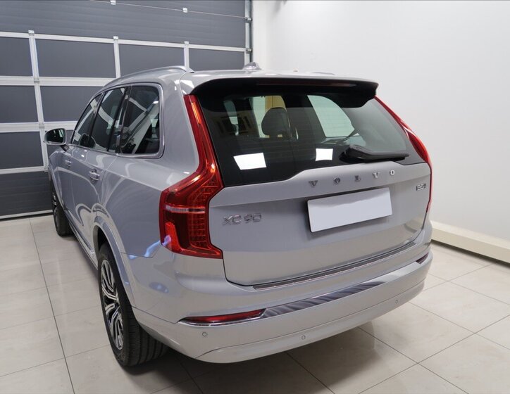 Volvo XC90 SUV / Terénní 2,0 l 173 kw