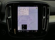 Volvo XC40 SUV / Terénní 2,0 l 120 kw