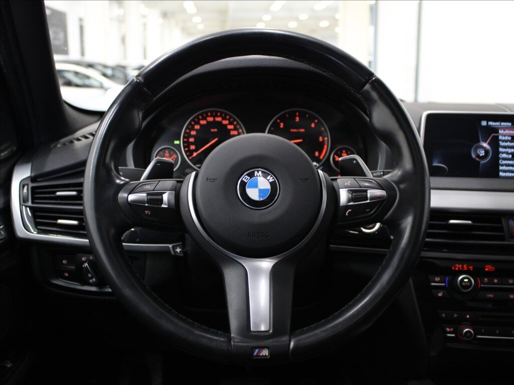 BMW X5 SUV / Terénní 3,0 l 280 kw