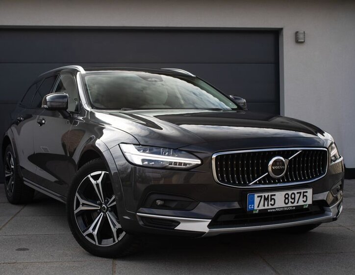 Volvo V90 Kombi 2,0 l 173 kw
