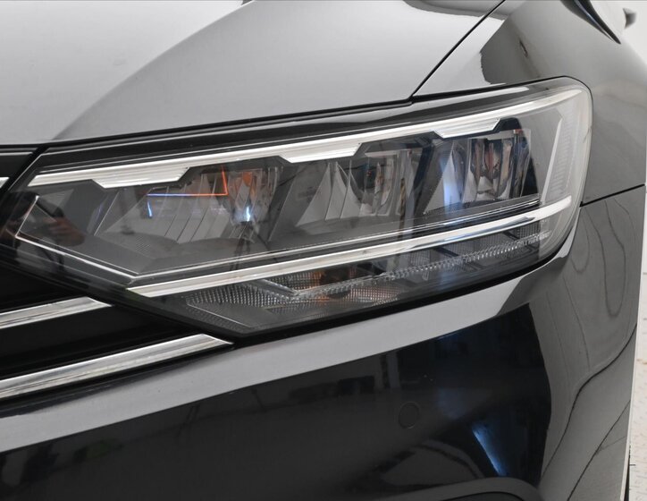 Volkswagen Passat Kombi 2,0 l 110 kw