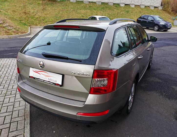 Škoda Octavia 8