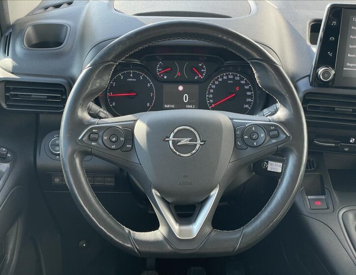 Opel Combo MPV 1,2 l 81 kw