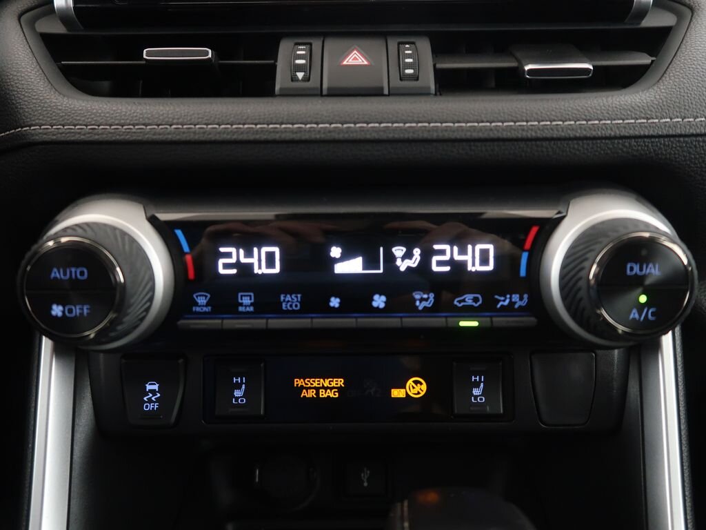 Toyota RAV4 SUV 2,5 l 131 kw