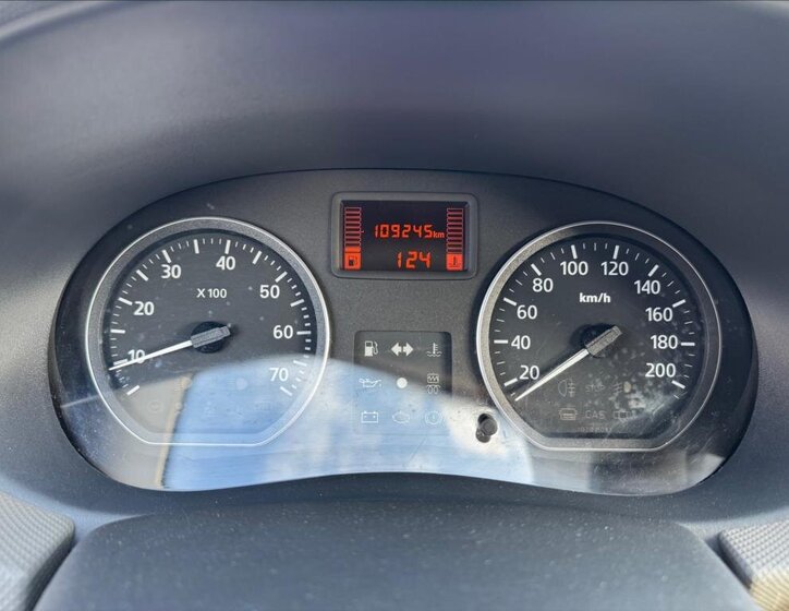 Dacia Sandero Hatchback 1,1 l 55 kw