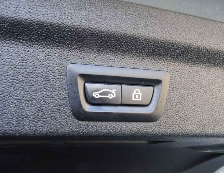 Mini Ostatní Kombi 1,5 l 165 kw