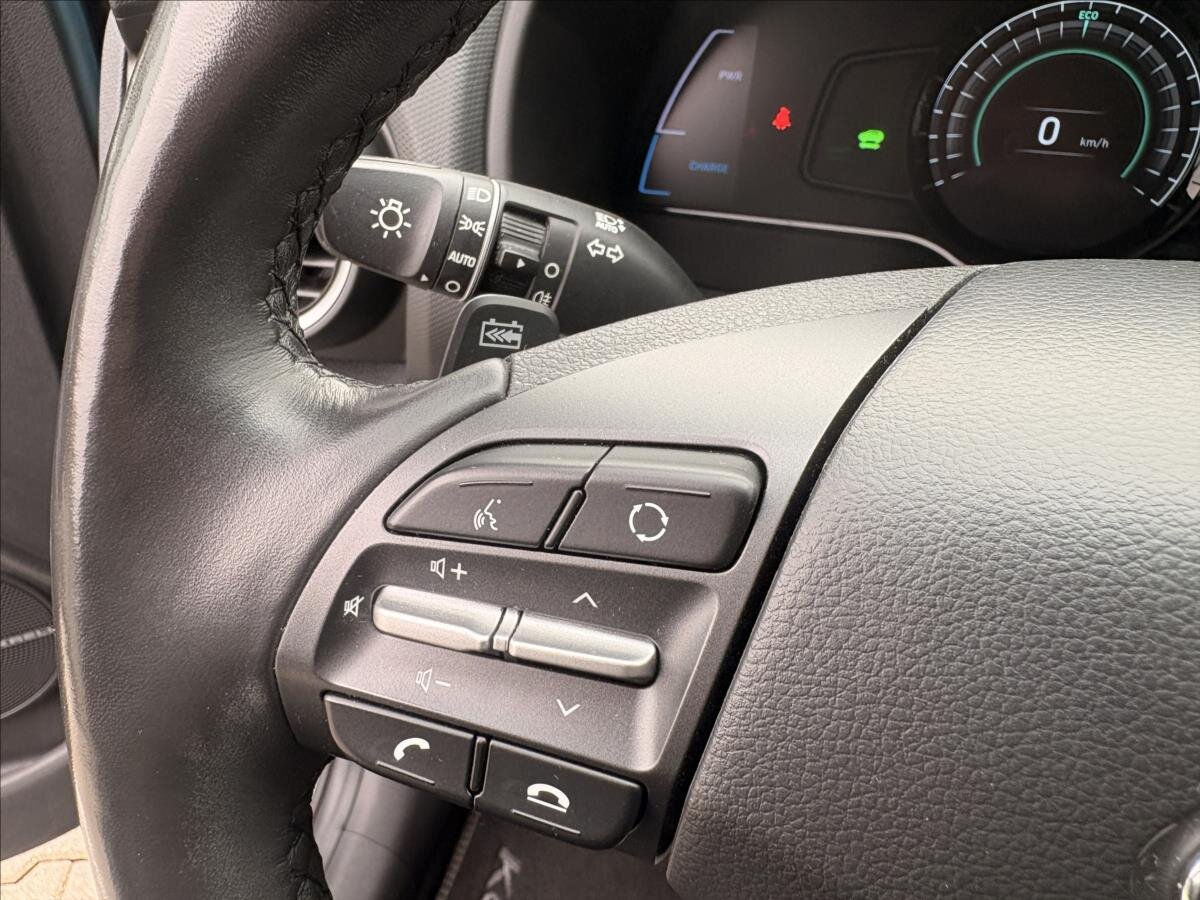 Hyundai Kona SUV / Terénní 0,0 150 kw