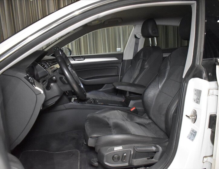 Volkswagen Arteon Liftback 2,0 l 176 kw