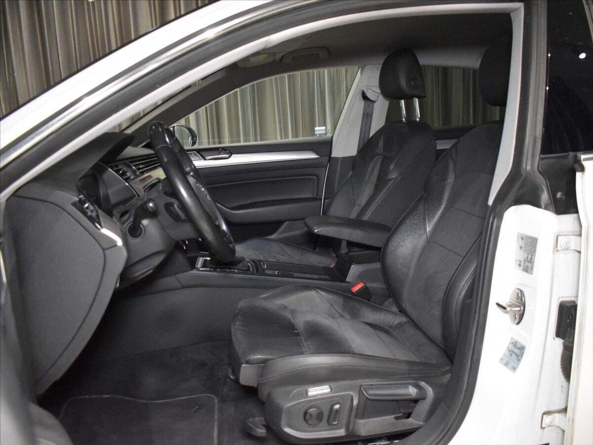 Volkswagen Arteon Liftback 2,0 l 176 kw