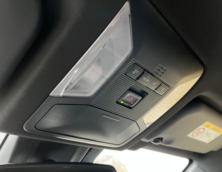 Toyota RAV4 SUV 2,5 l 131 kw