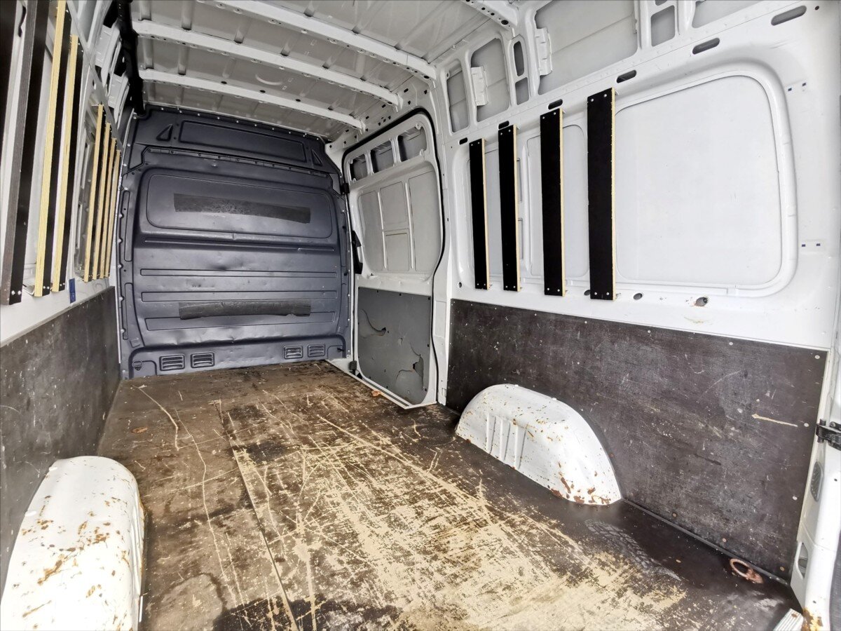 Volkswagen Crafter Ostatní 2,0 l 100 kw