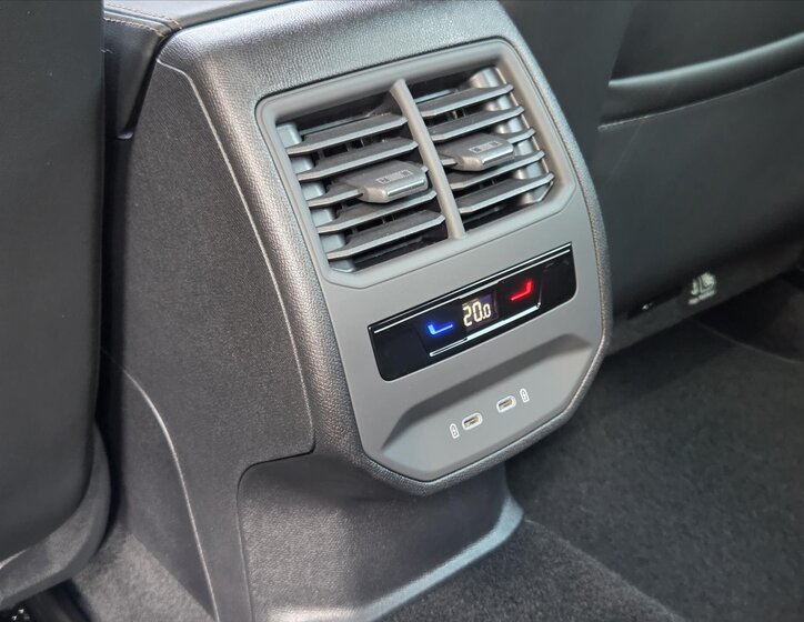 Cupra Formentor SUV / Terénní 2,0 l 140 kw