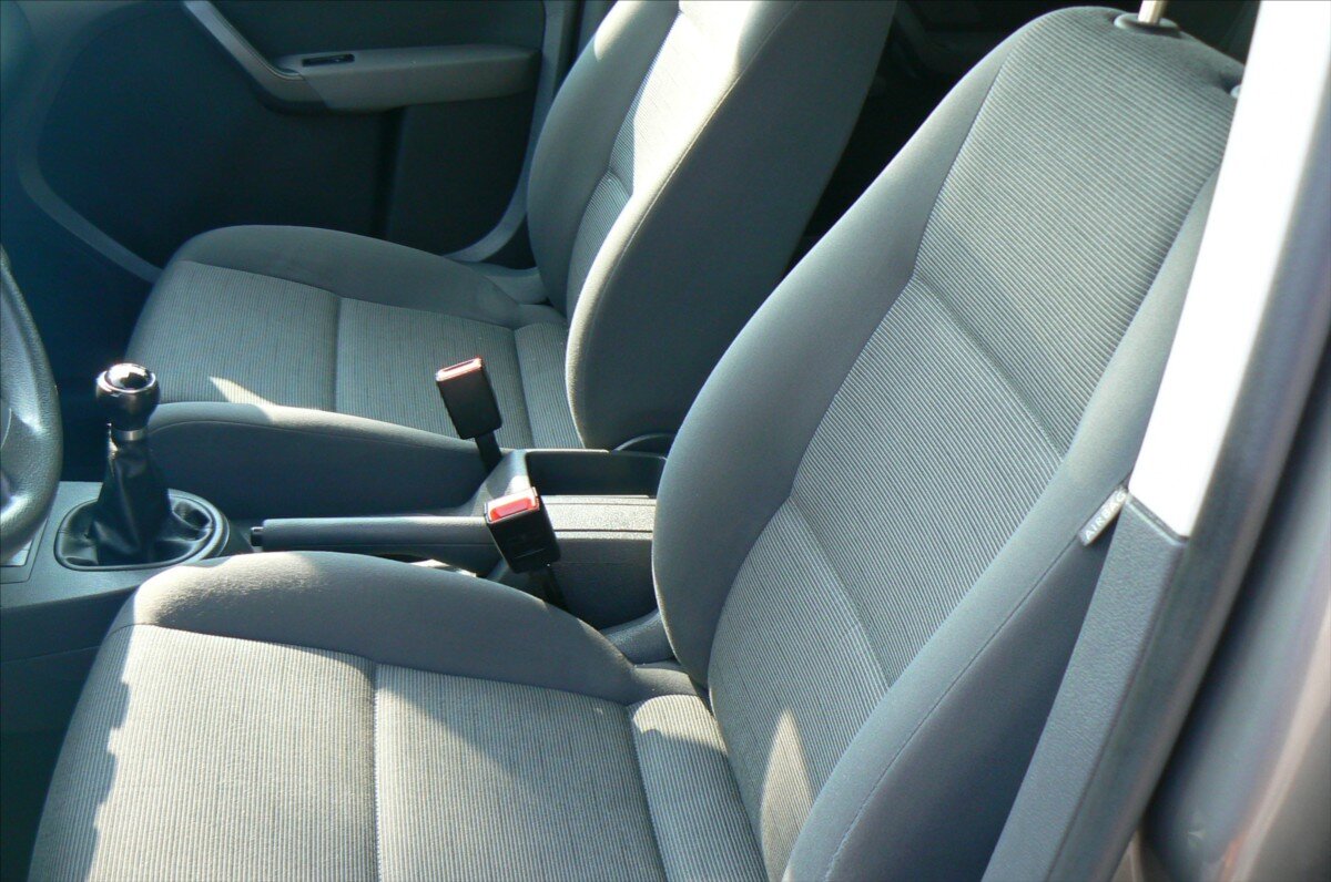 Volkswagen Touran MPV 1,9 l 77 kw