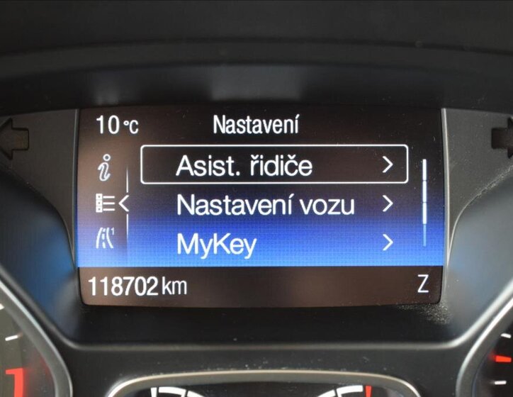 Ford Kuga SUV / Terénní 2,0 l 110 kw