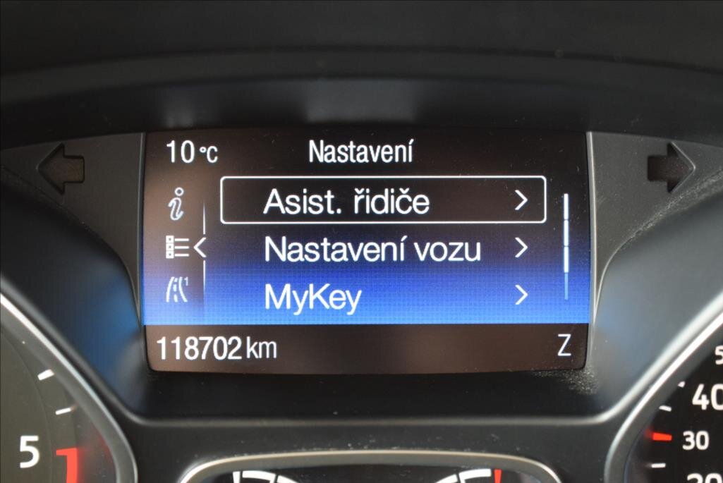 Ford Kuga SUV / Terénní 2,0 l 110 kw