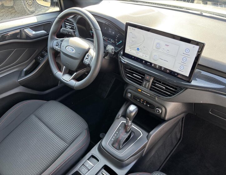 Ford Focus Kombi 999,0 92 kw