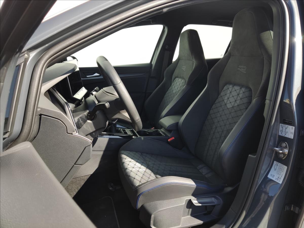 Volkswagen Golf Hatchback 1,5 l 110 kw