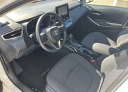 Toyota Corolla Sedan / Limuzína 1,5 l 92 kw