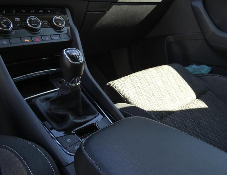 Škoda Karoq 6