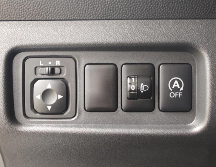 Mitsubishi Space Star 16