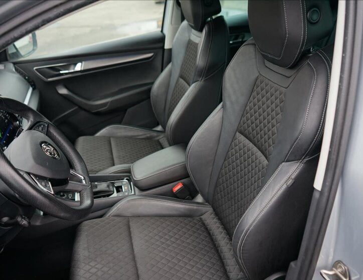 Škoda Karoq SUV 1,5 l 110 kw