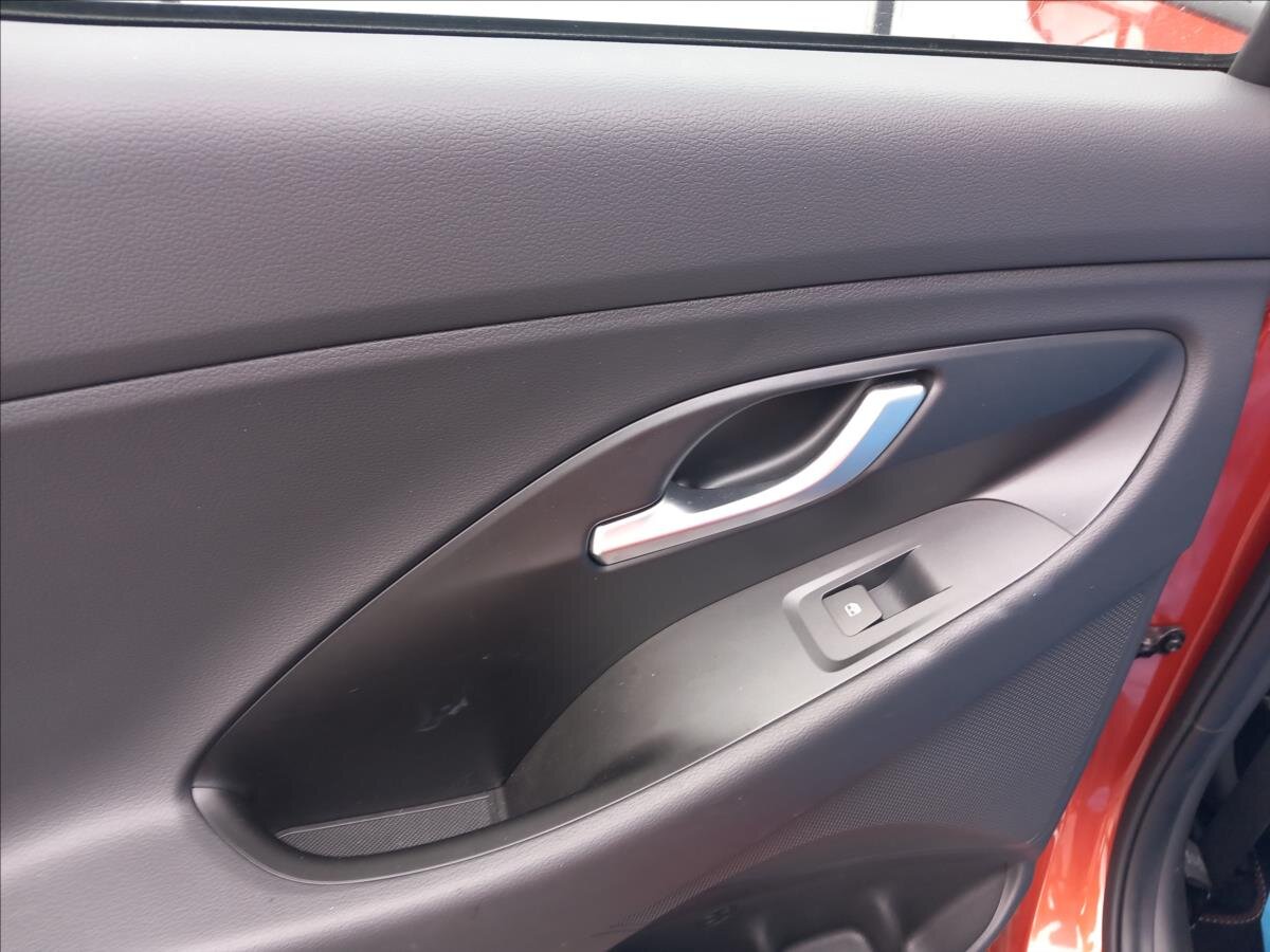 Hyundai i30 Hatchback 1,5 l 103 kw