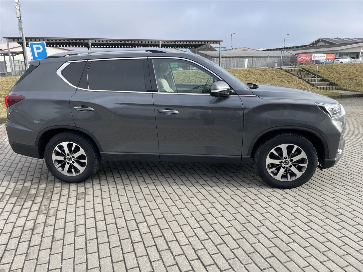 SsangYong Rexton Kombi 2,2 l 148 kw