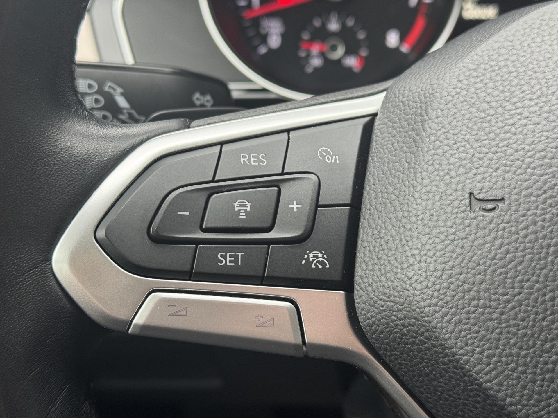 Volkswagen Passat Kombi 1,5 l 110 kw