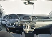 Volkswagen Caravelle 10