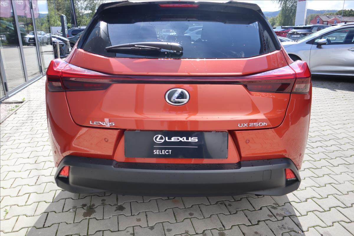 Lexus UX 250h