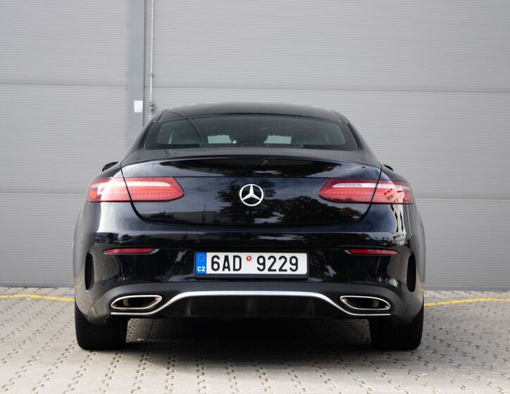 Mercedes-Benz Třídy E 6