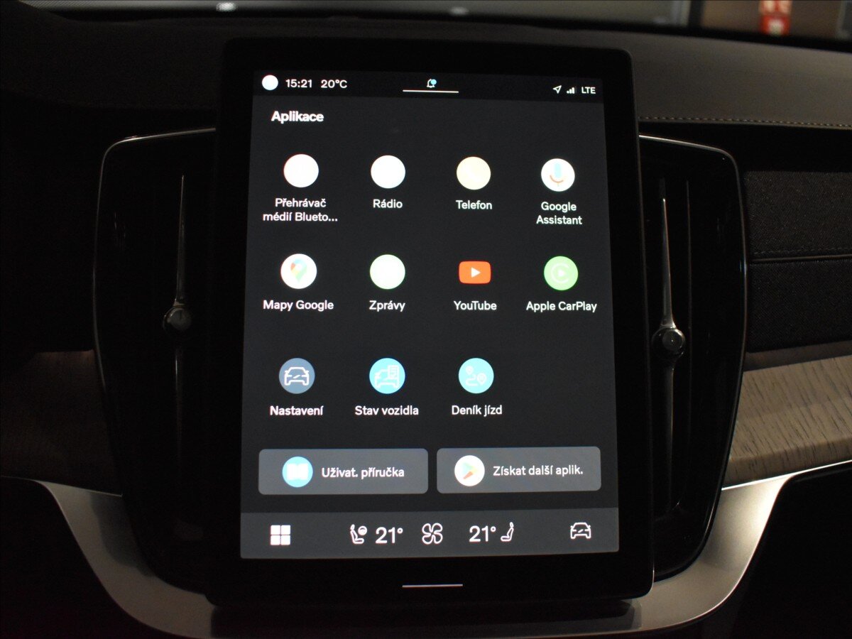 Volvo XC90 SUV / Terénní 2,0 l 228 kw