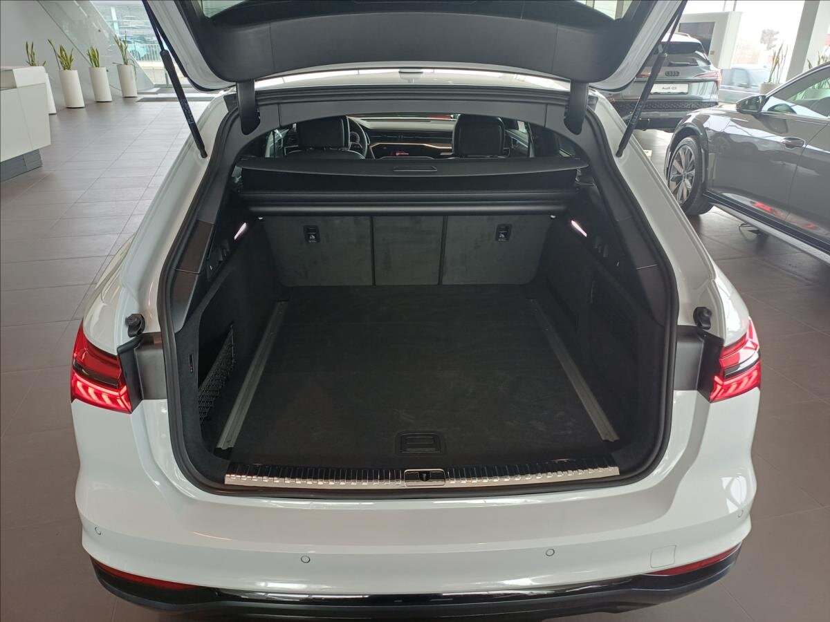 Audi A6 Allroad Kombi 3,0 l 210 kw