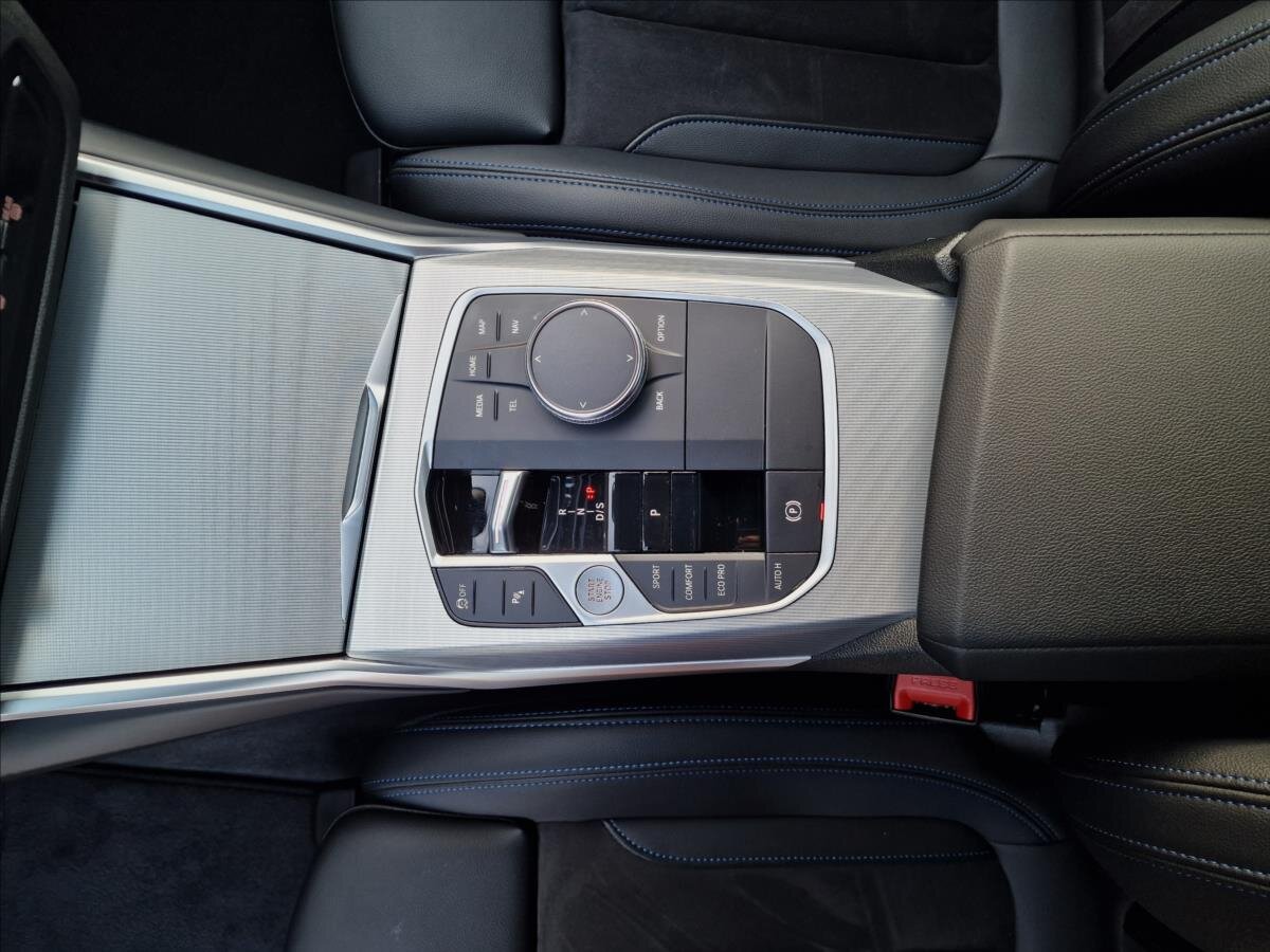 BMW Řada 3 Sedan / Limuzína 2,0 l 140 kw