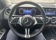 Mercedes-Benz GLB 10