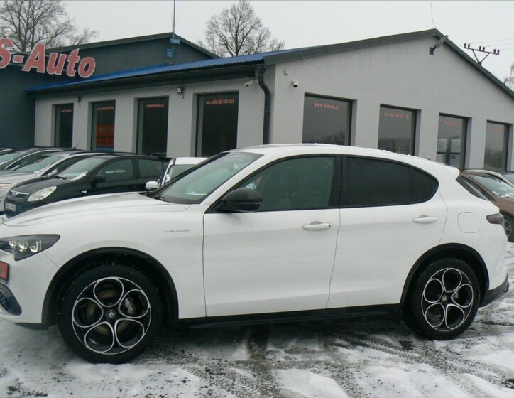 Alfa Romeo Stelvio SUV 2,1 l 154 kw