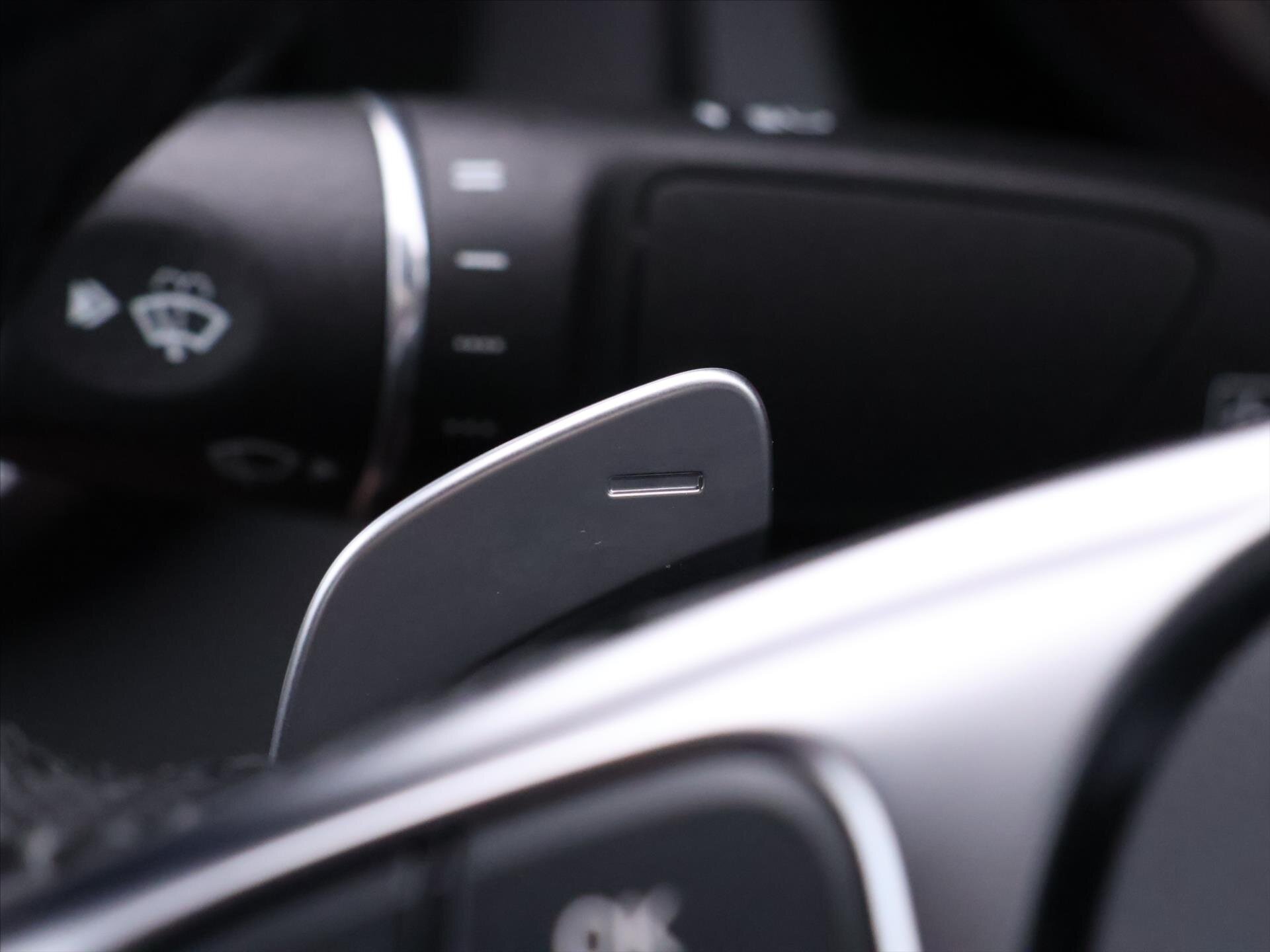 Mercedes-Benz CLA Sedan / Limuzína 2,0 l 280 kw