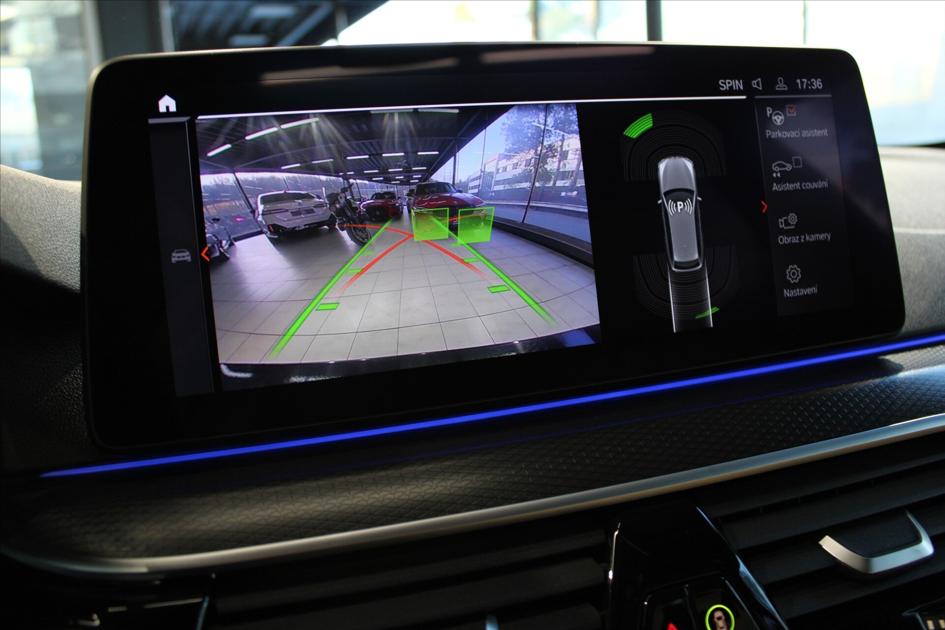 BMW Řada 5 Kombi 3,0 l 210 kw