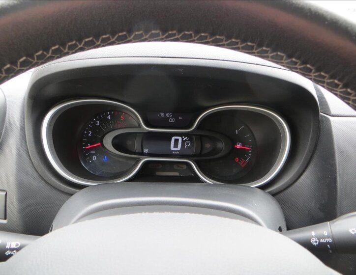 Renault Trafic Skříň 2,0 l 107 kw