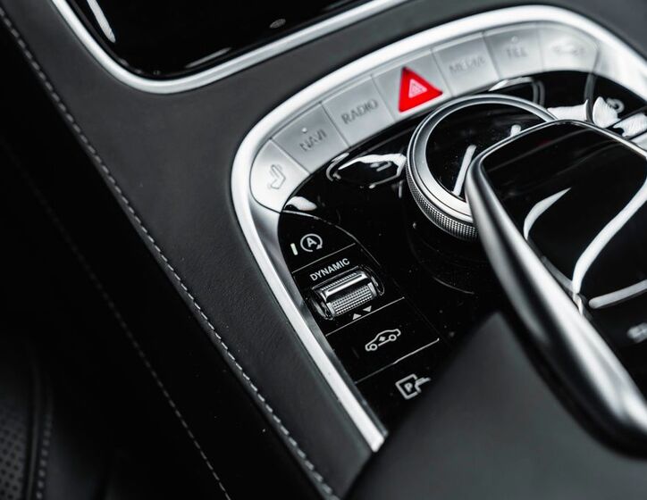 Mercedes-Benz Třídy S 18