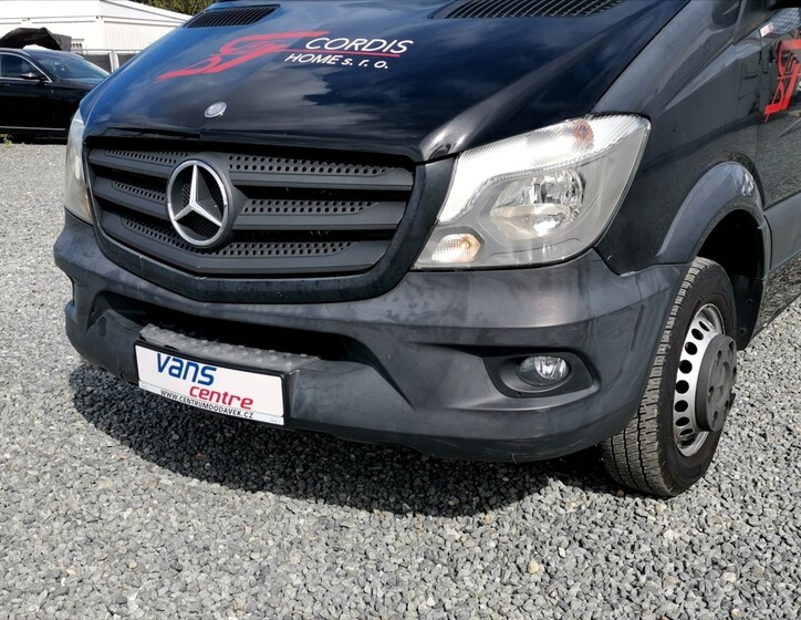 Mercedes-Benz Sprinter 14